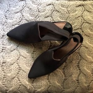 *HOST PICK* Donald J. Pliner Crepe Elastic Mules *NEW*